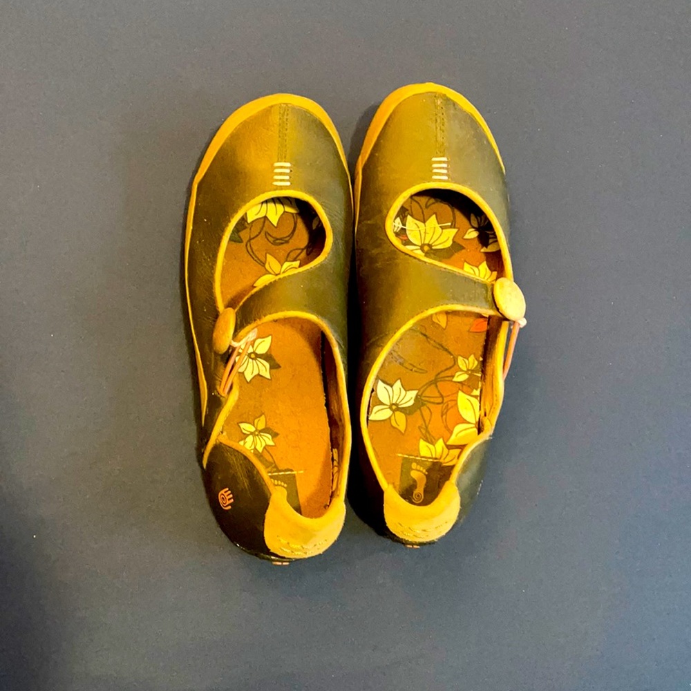 Teva slip on flats